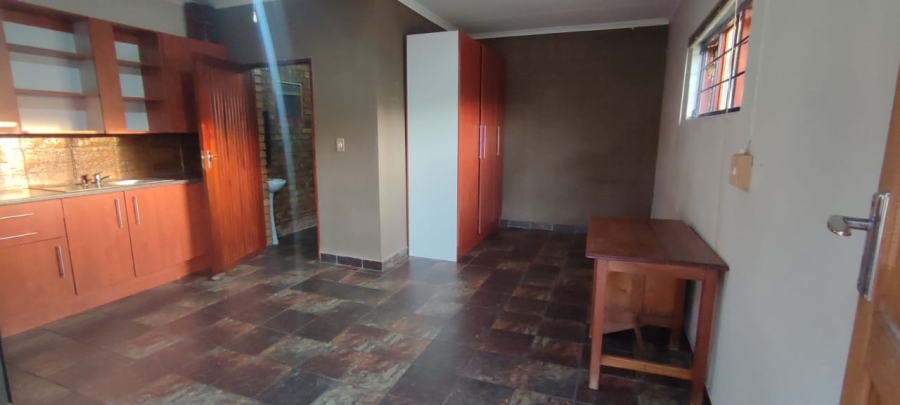 5 Bedroom Property for Sale in West Acres Mpumalanga