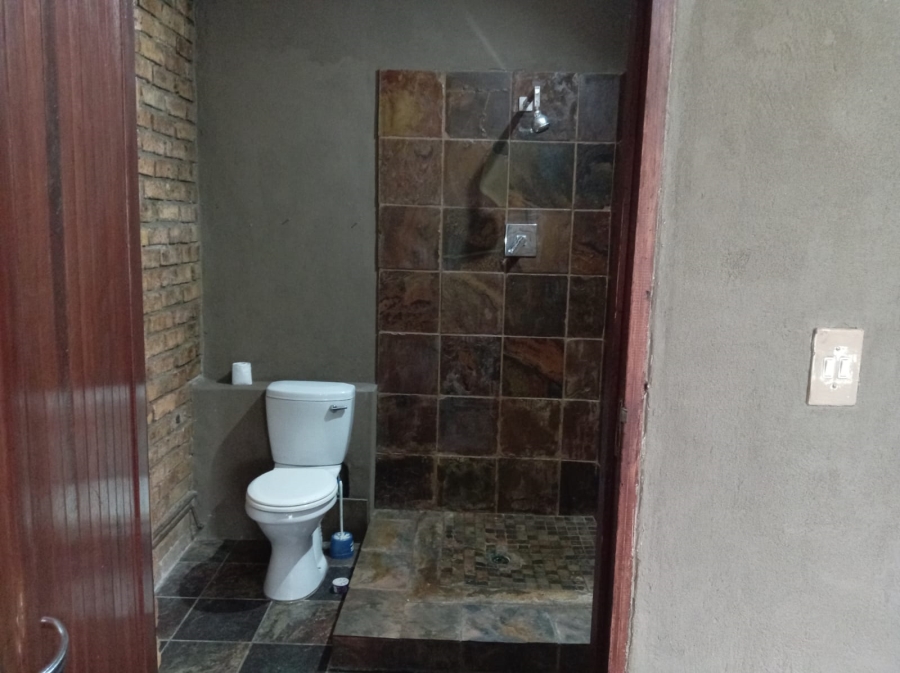 5 Bedroom Property for Sale in West Acres Mpumalanga