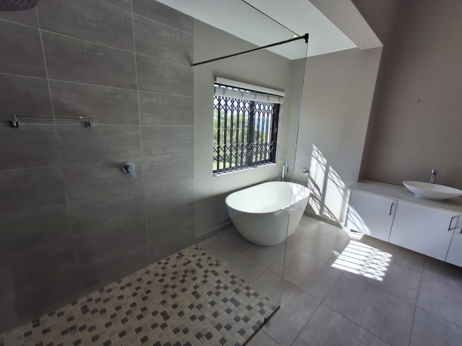 4 Bedroom Property for Sale in Likweti Bushveld Farm Estate Mpumalanga