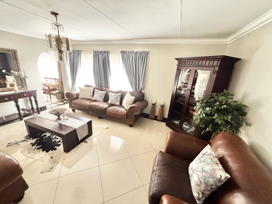 4 Bedroom Property for Sale in Secunda Mpumalanga