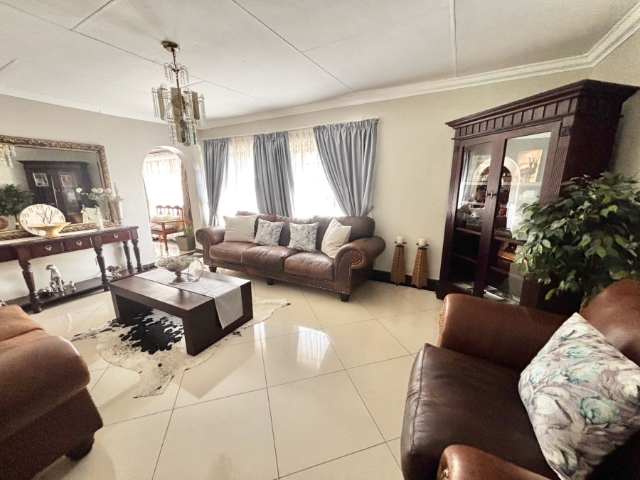 4 Bedroom Property for Sale in Secunda Mpumalanga