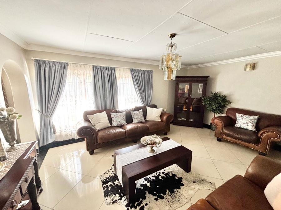 4 Bedroom Property for Sale in Secunda Mpumalanga