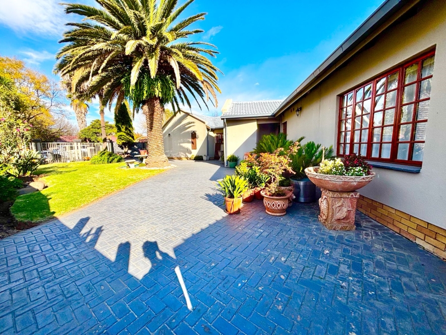 4 Bedroom Property for Sale in Secunda Mpumalanga