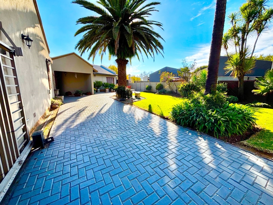 4 Bedroom Property for Sale in Secunda Mpumalanga
