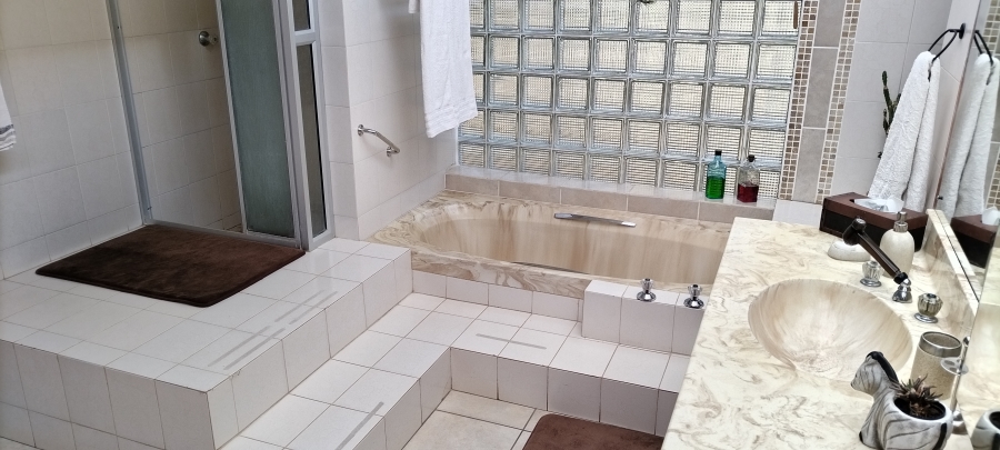 Commercial Property for Sale in Emgwenya Mpumalanga