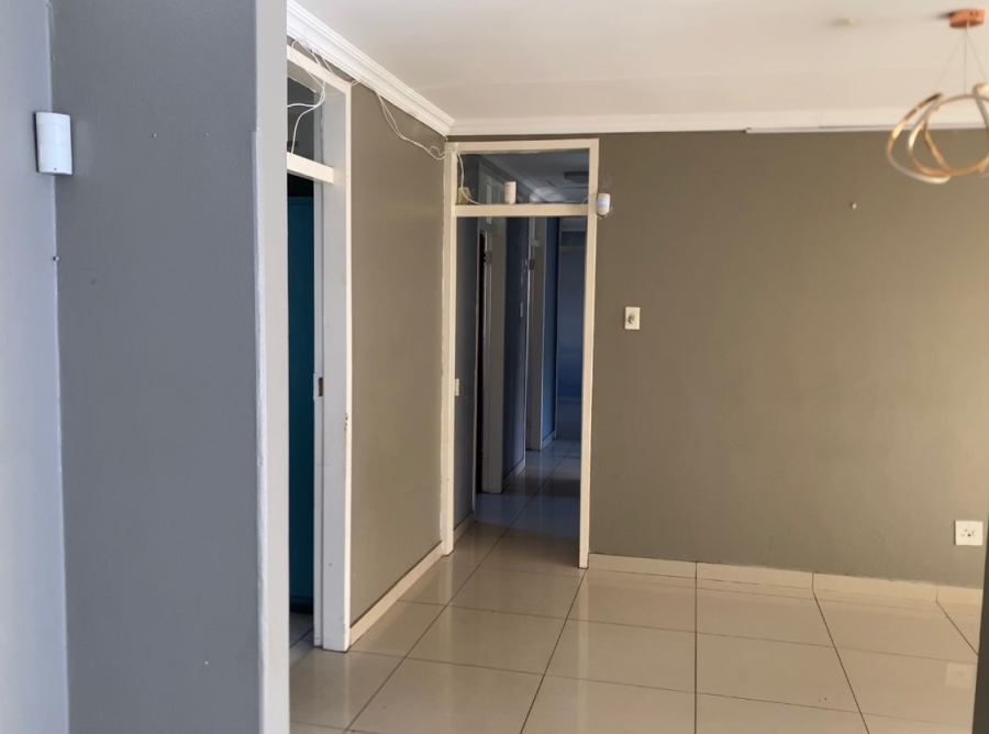 3 Bedroom Property for Sale in Cosmosrand Mpumalanga