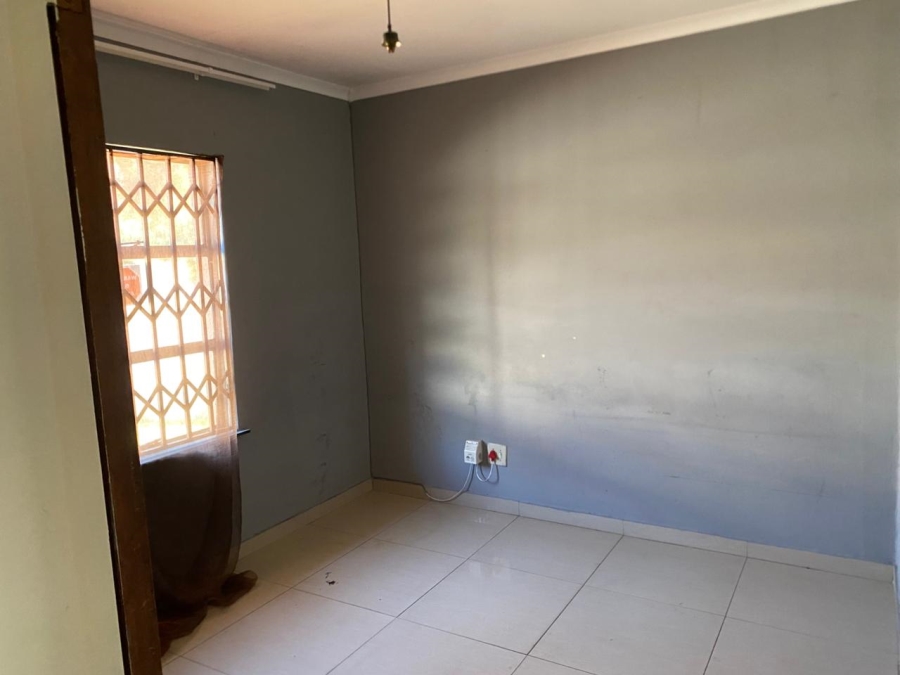 3 Bedroom Property for Sale in Cosmosrand Mpumalanga