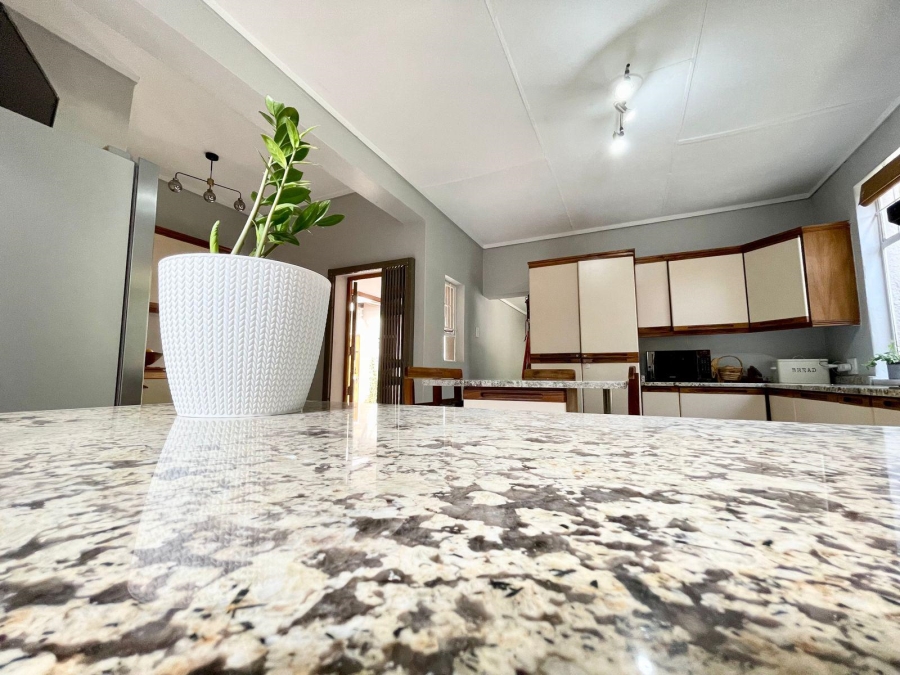 5 Bedroom Property for Sale in Secunda Mpumalanga