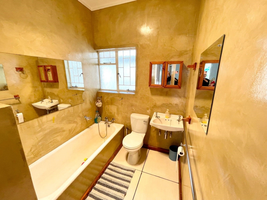 5 Bedroom Property for Sale in Secunda Mpumalanga