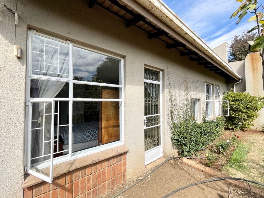 5 Bedroom Property for Sale in Secunda Mpumalanga