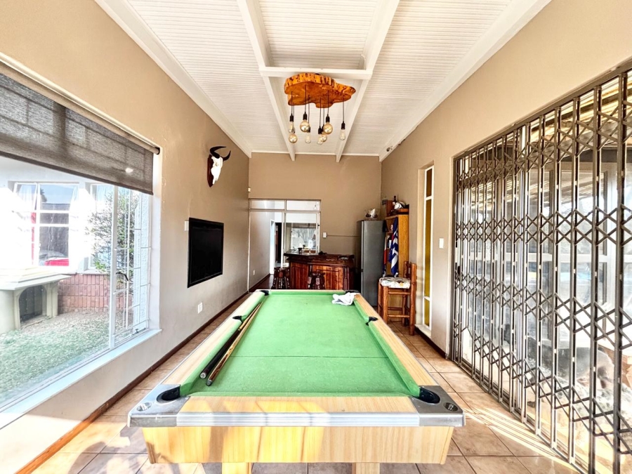 5 Bedroom Property for Sale in Secunda Mpumalanga