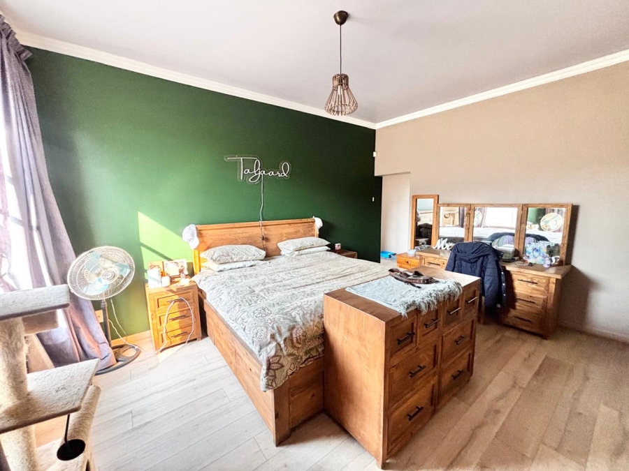 5 Bedroom Property for Sale in Secunda Mpumalanga