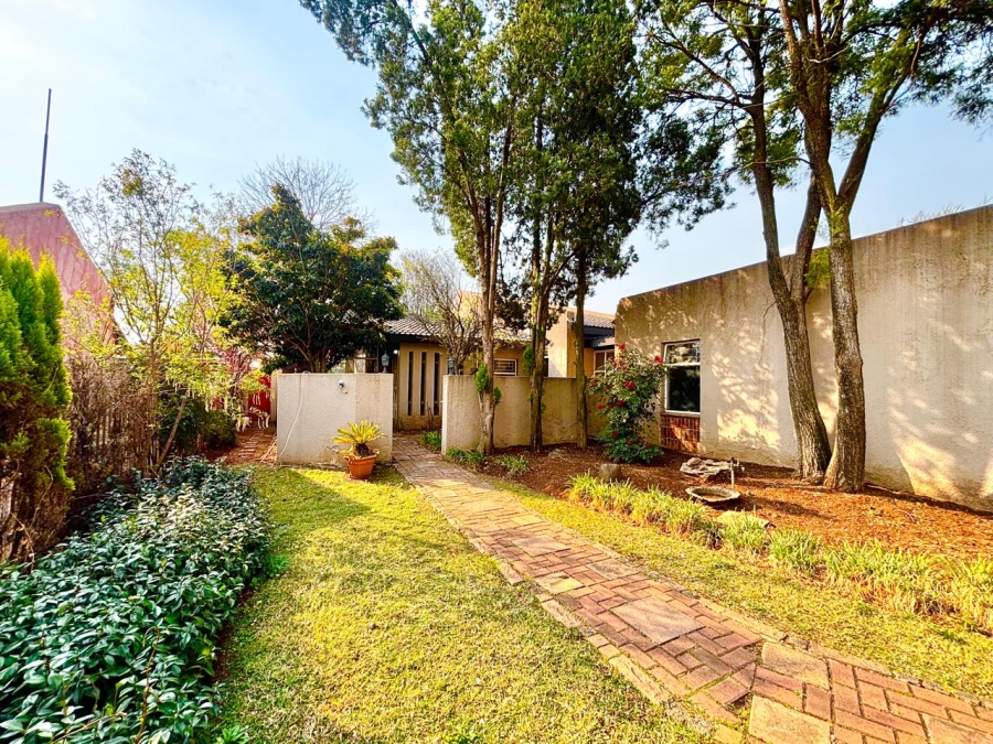 5 Bedroom Property for Sale in Secunda Mpumalanga