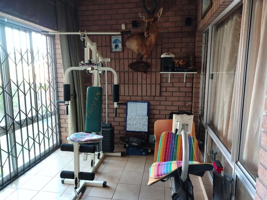 5 Bedroom Property for Sale in Nelspruit Ext 11 Mpumalanga