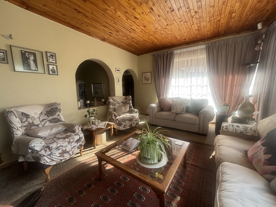 4 Bedroom Property for Sale in Die Heuwel Mpumalanga