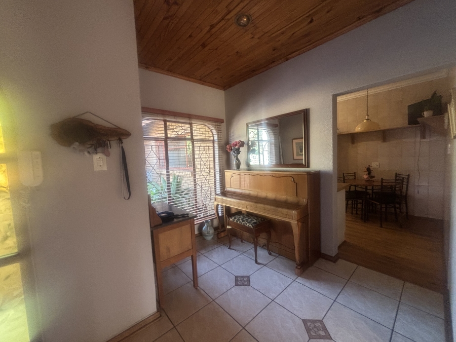 5 Bedroom Property for Sale in Ben Fleur Mpumalanga