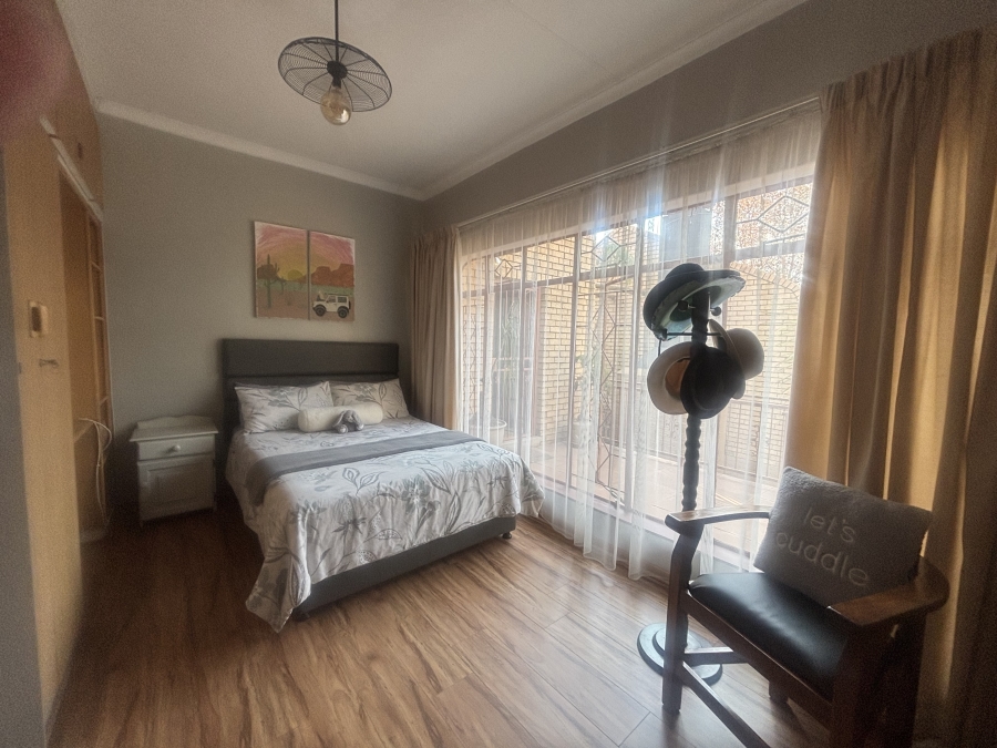 5 Bedroom Property for Sale in Ben Fleur Mpumalanga