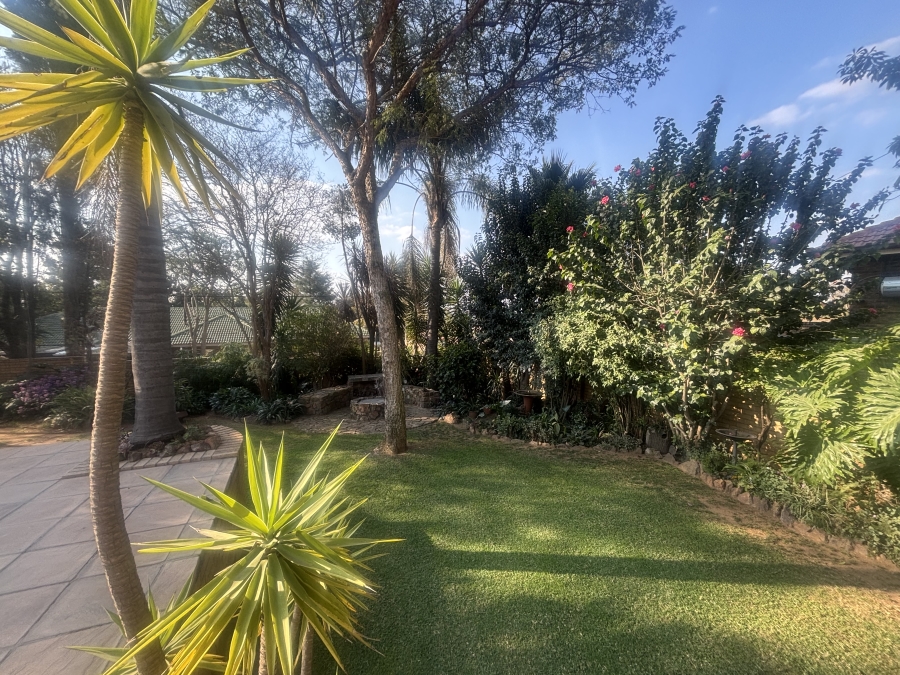 5 Bedroom Property for Sale in Ben Fleur Mpumalanga