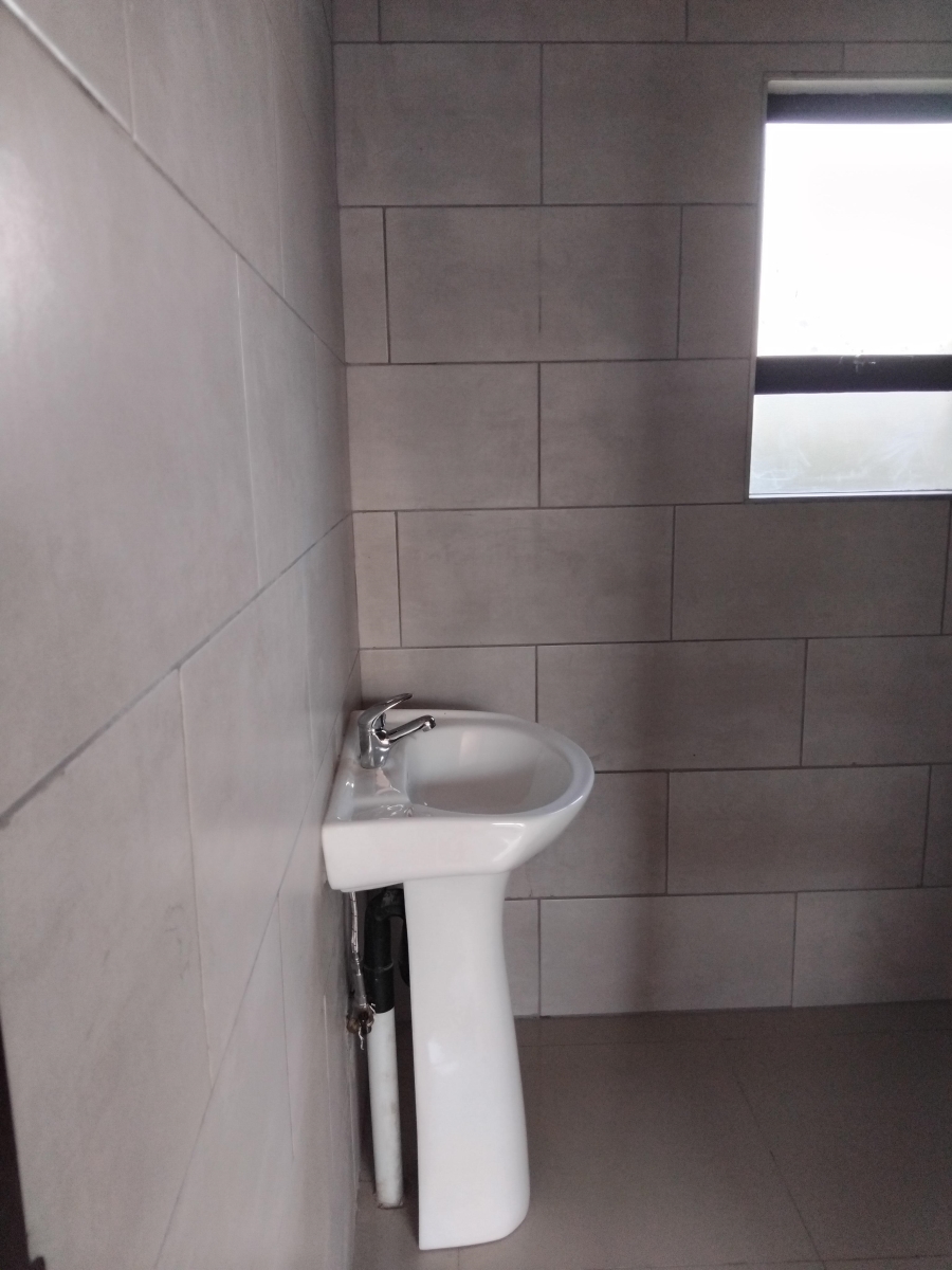 To Let 1 Bedroom Property for Rent in Barberton Mpumalanga
