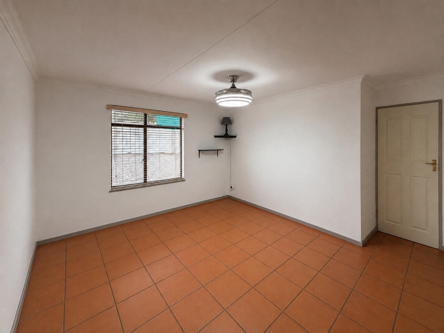 5 Bedroom Property for Sale in Secunda Mpumalanga
