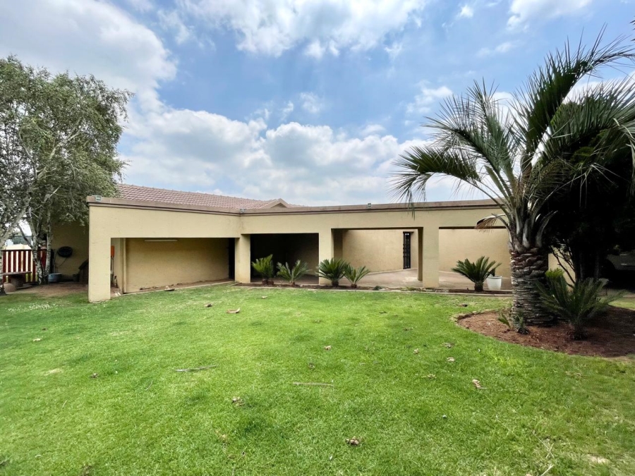4 Bedroom Property for Sale in Secunda Mpumalanga