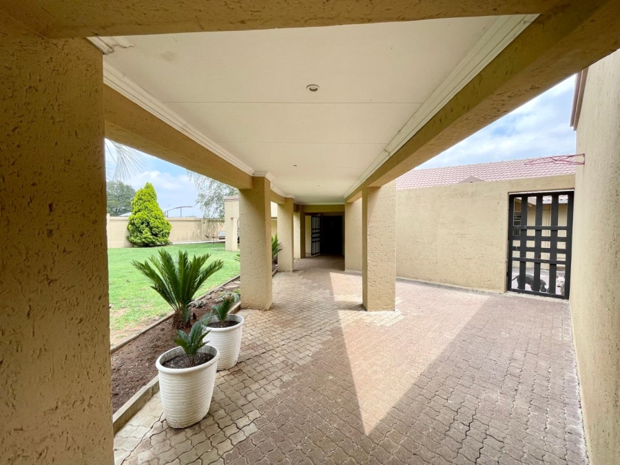 4 Bedroom Property for Sale in Secunda Mpumalanga