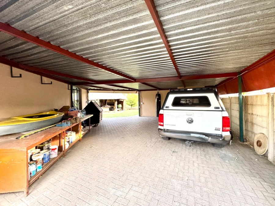 4 Bedroom Property for Sale in Secunda Mpumalanga