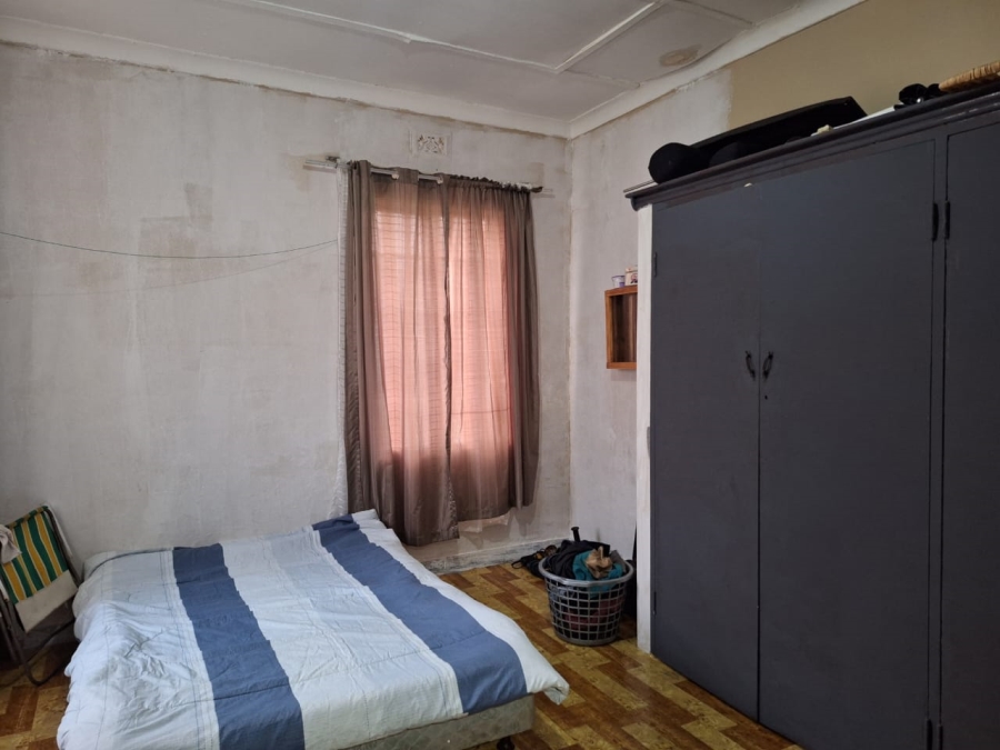6 Bedroom Property for Sale in Volksrust Mpumalanga