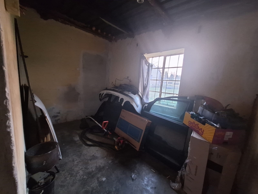 6 Bedroom Property for Sale in Volksrust Mpumalanga