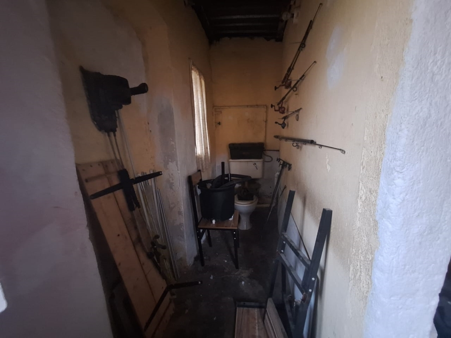 6 Bedroom Property for Sale in Volksrust Mpumalanga