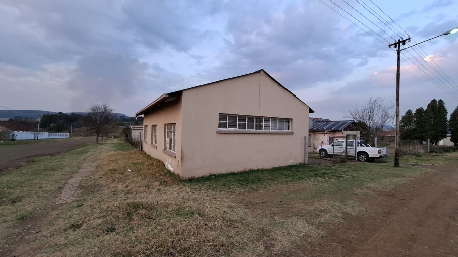 6 Bedroom Property for Sale in Volksrust Mpumalanga