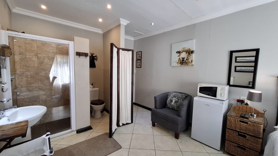 6 Bedroom Property for Sale in Volksrust Mpumalanga