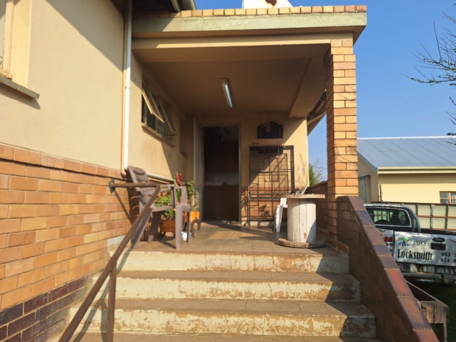 3 Bedroom Property for Sale in Volksrust Mpumalanga