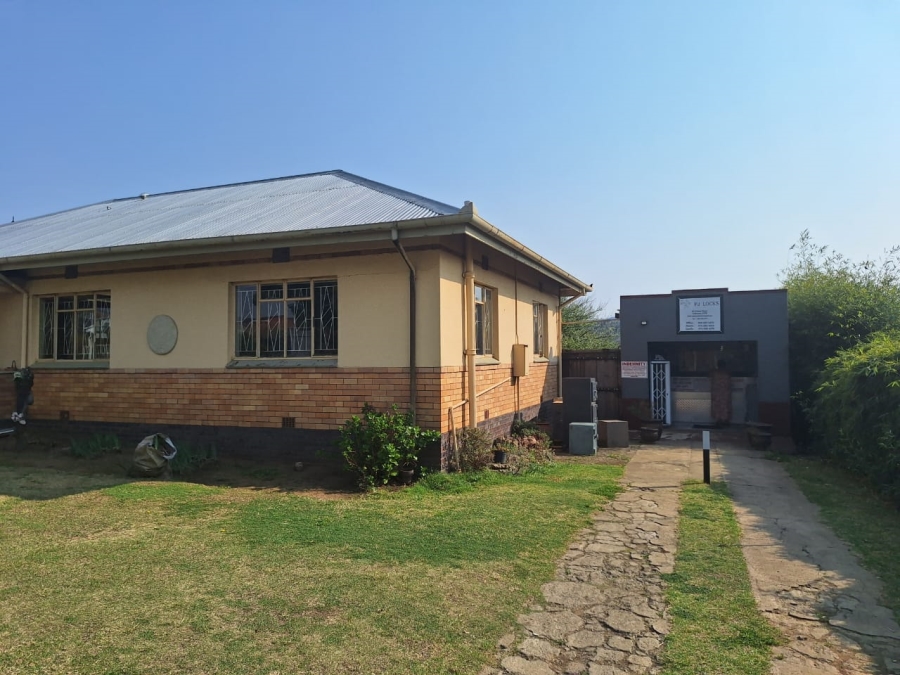 3 Bedroom Property for Sale in Volksrust Mpumalanga