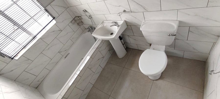 To Let 2 Bedroom Property for Rent in Nelspruit Mpumalanga
