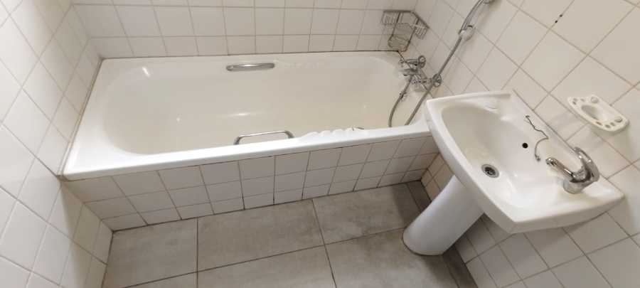 To Let 2 Bedroom Property for Rent in Nelspruit Mpumalanga