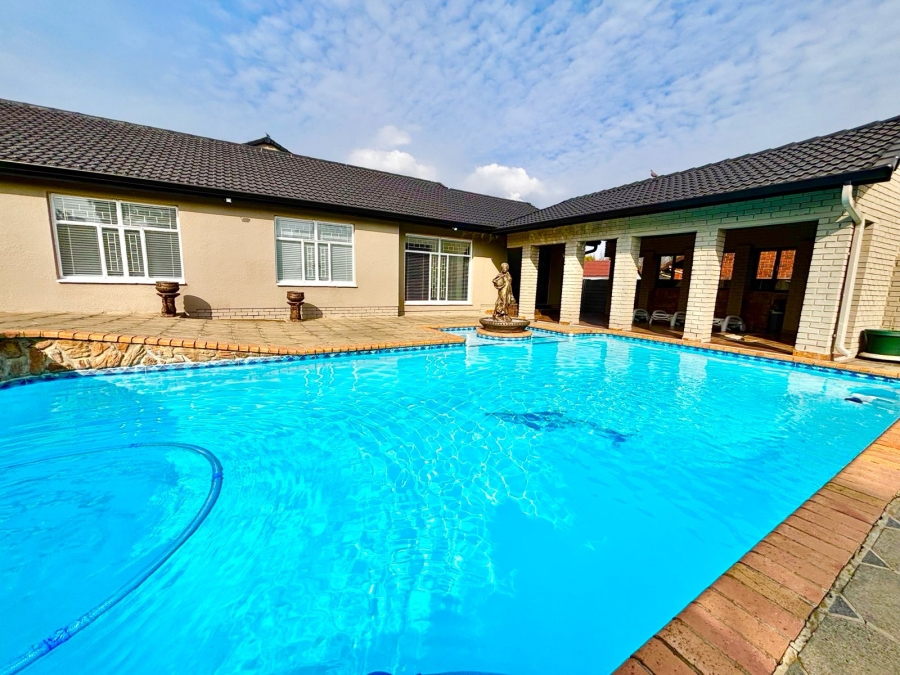 4 Bedroom Property for Sale in Secunda Mpumalanga