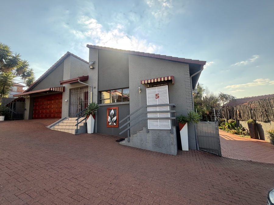 3 Bedroom Property for Sale in Ben Fleur Mpumalanga