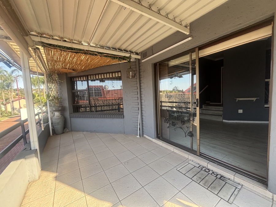 3 Bedroom Property for Sale in Ben Fleur Mpumalanga