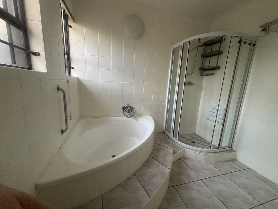 3 Bedroom Property for Sale in Ben Fleur Mpumalanga