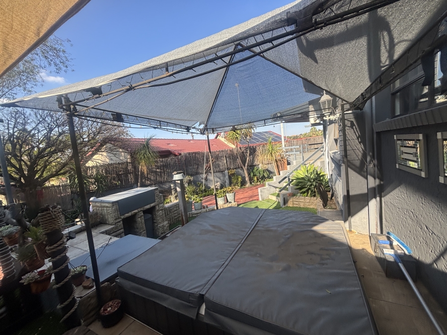 3 Bedroom Property for Sale in Ben Fleur Mpumalanga
