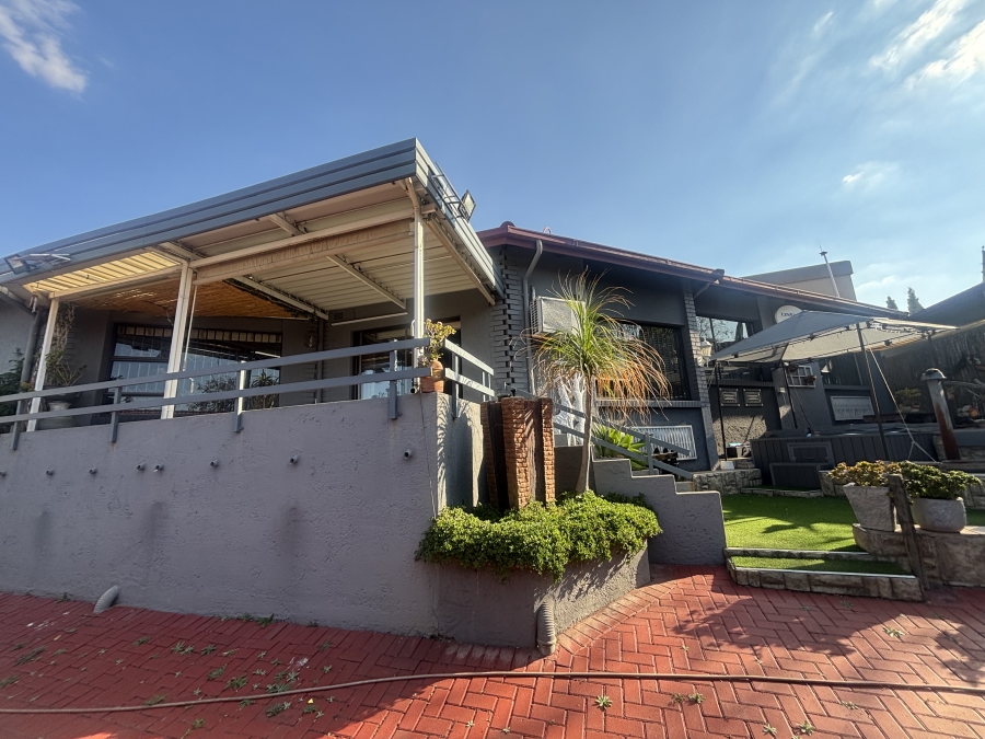 3 Bedroom Property for Sale in Ben Fleur Mpumalanga