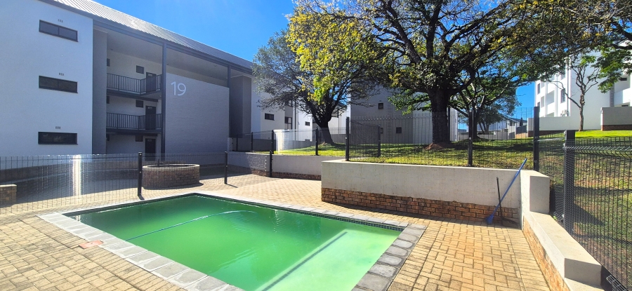 1 Bedroom Property for Sale in West Acres Mpumalanga