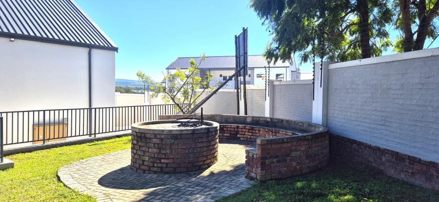 1 Bedroom Property for Sale in West Acres Mpumalanga