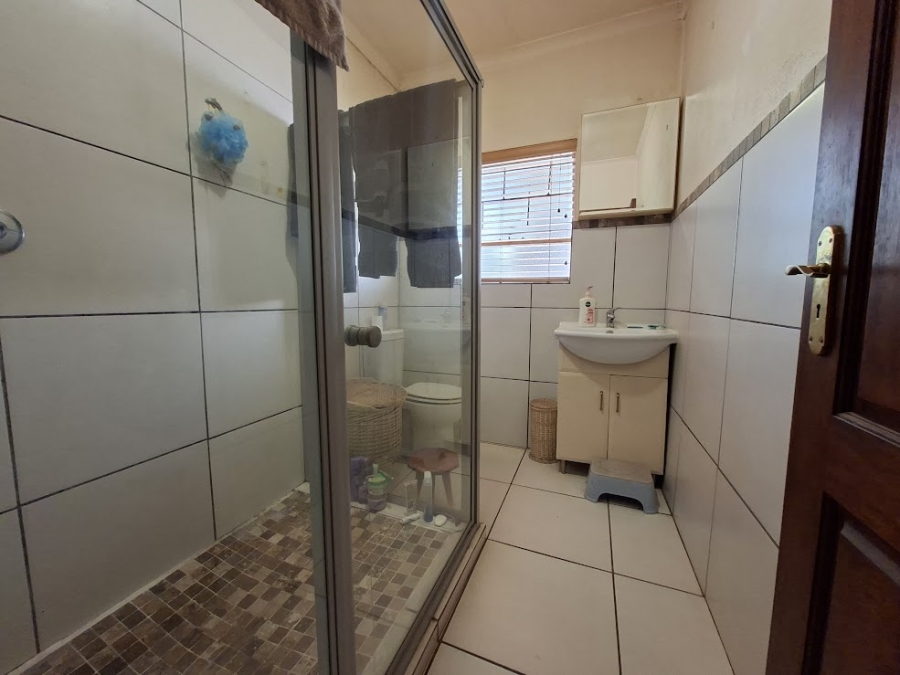 4 Bedroom Property for Sale in West Acres Ext 8 Mpumalanga