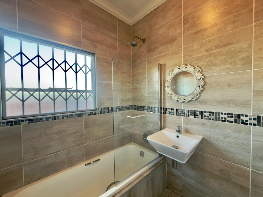 3 Bedroom Property for Sale in Terra Nova Mpumalanga
