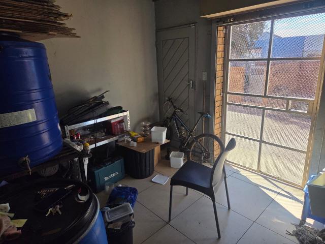 To Let Commercial Property for Rent in Aerorand Mpumalanga