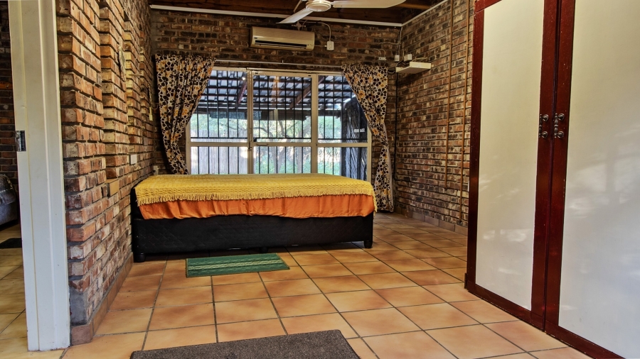 3 Bedroom Property for Sale in Marloth Park Mpumalanga
