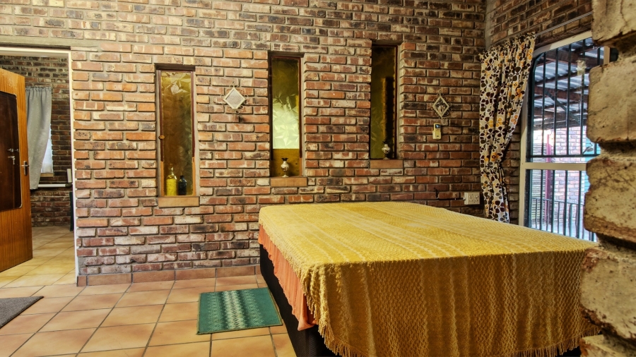 3 Bedroom Property for Sale in Marloth Park Mpumalanga