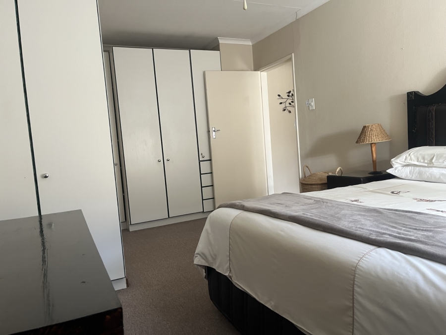 8 Bedroom Property for Sale in Secunda Mpumalanga
